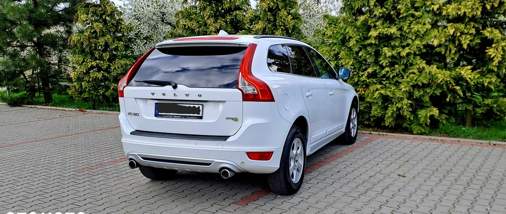 Volvo XC 60 cena 52900 przebieg: 207000, rok produkcji 2010 z Krosno małe 254